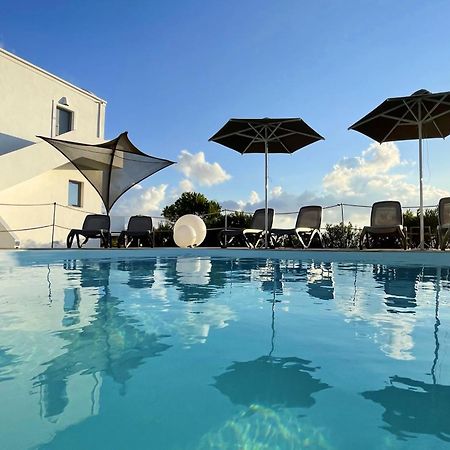 מונוליתוס Hermoso Luxury Suites מראה חיצוני תמונה
