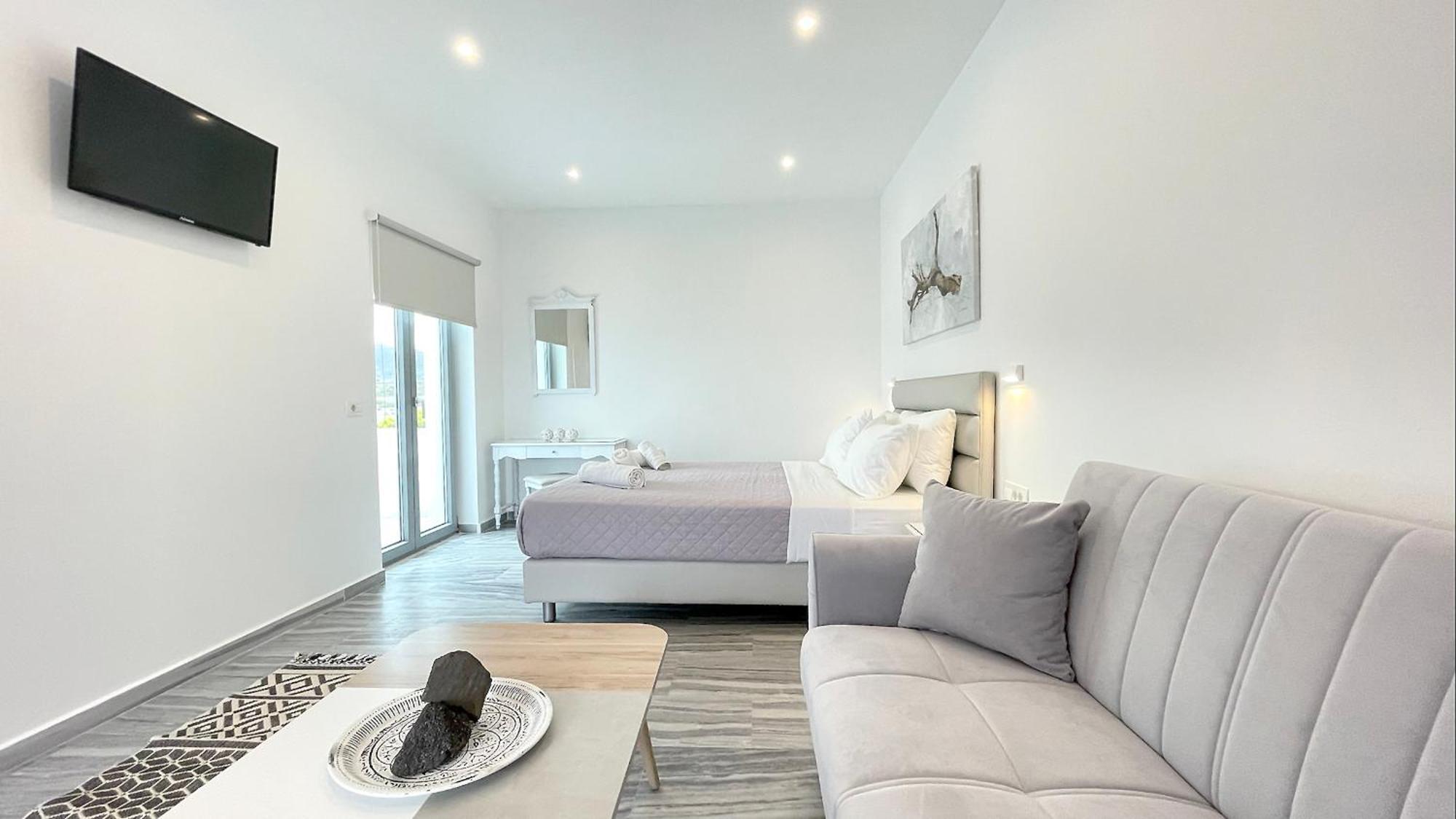מונוליתוס Hermoso Luxury Suites חדר תמונה