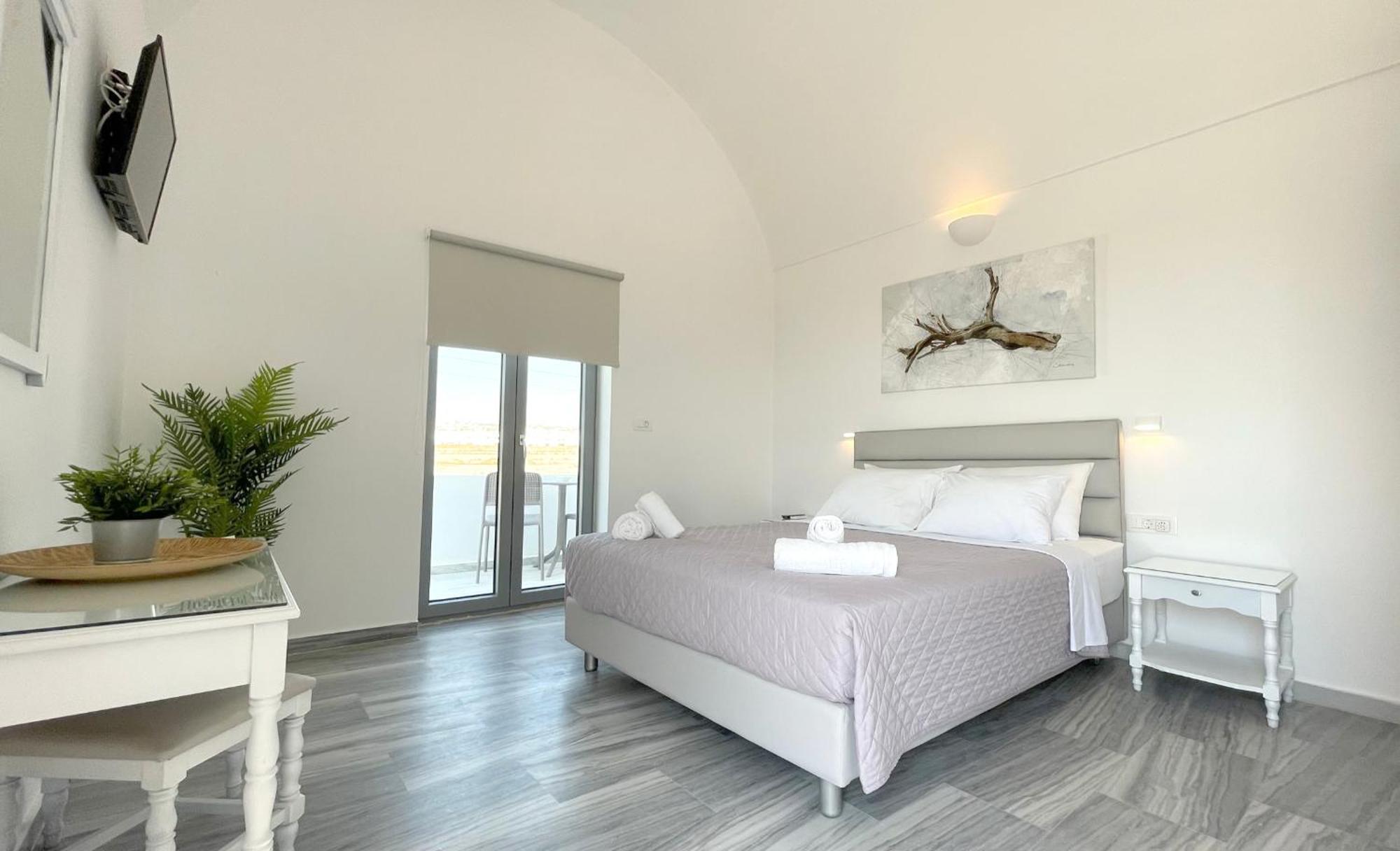 מונוליתוס Hermoso Luxury Suites חדר תמונה