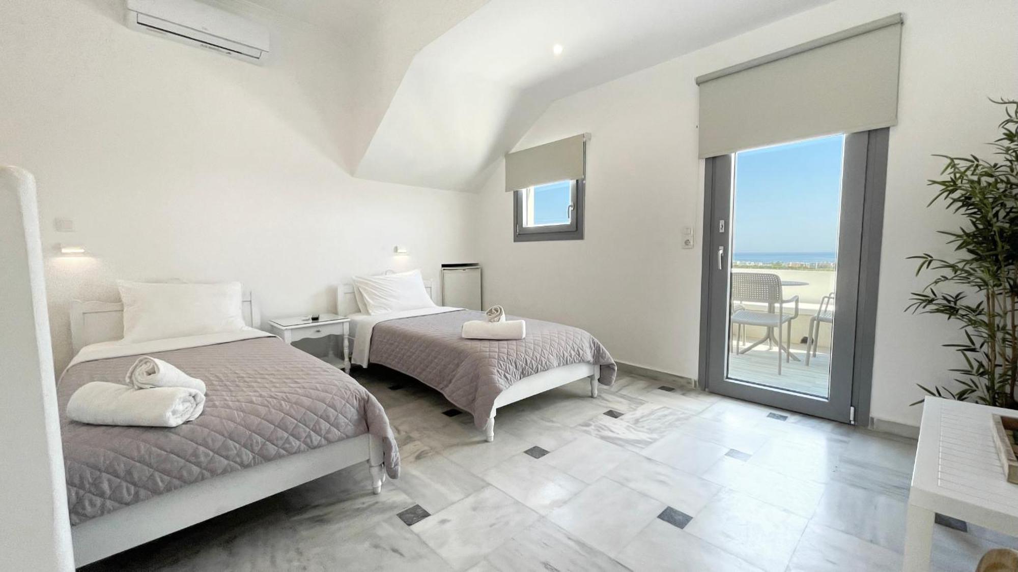 מונוליתוס Hermoso Luxury Suites חדר תמונה